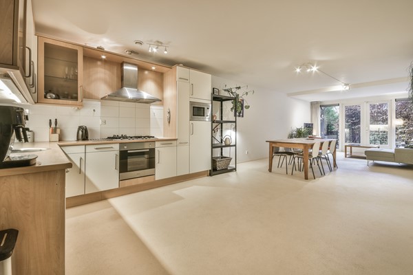 Medium property photo - Slotermeerlaan 34B, 1064 HB Amsterdam